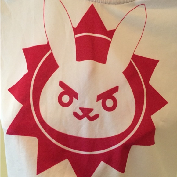 **SOLD**D.Va Crop Top OverWatch - Picture 9 of 9
